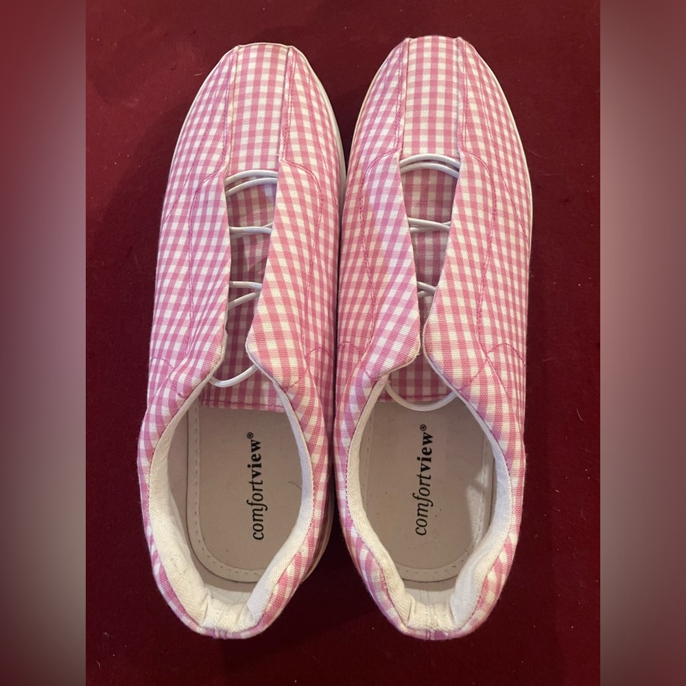 Comfortview Athletic Bungee Purple Gingham 12WW Shoes NWOB